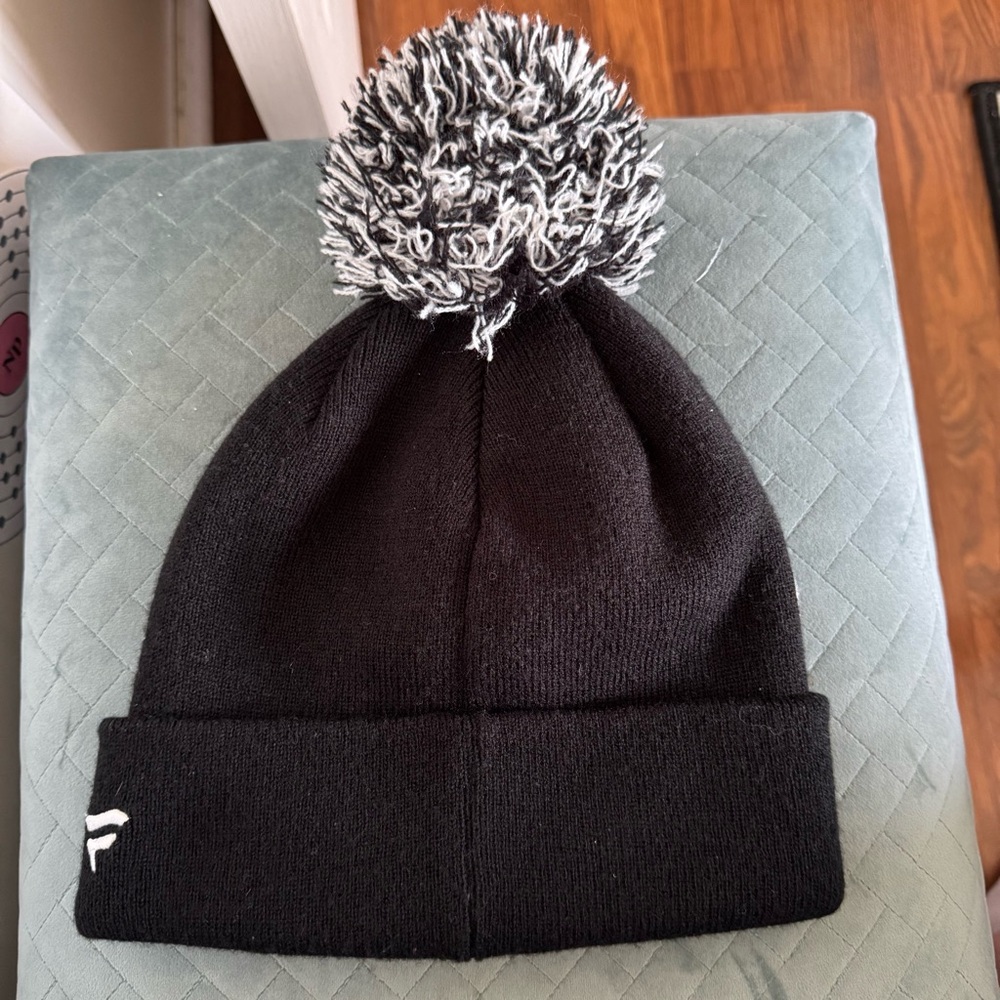 Fanatics Chicago Black Knit Pom Beanie with Multicolor Logo - Picture 2 of 6